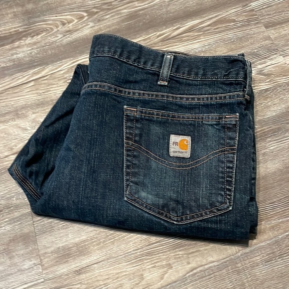 Carhartt Men’s Fire Retardant 42x32 work jeans - Picture 1 of 8